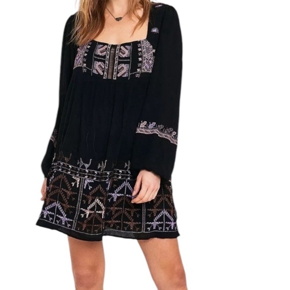 NWT FREE PEOPLE Rhiannon Embroidered Baby Doll Long Sleeve Mini Dress Si… - Picture 1 of 6